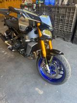 Yamaha MT-09 SP Akrapovic, viel Zubehör Top! - YAMAHA MT 09 SP