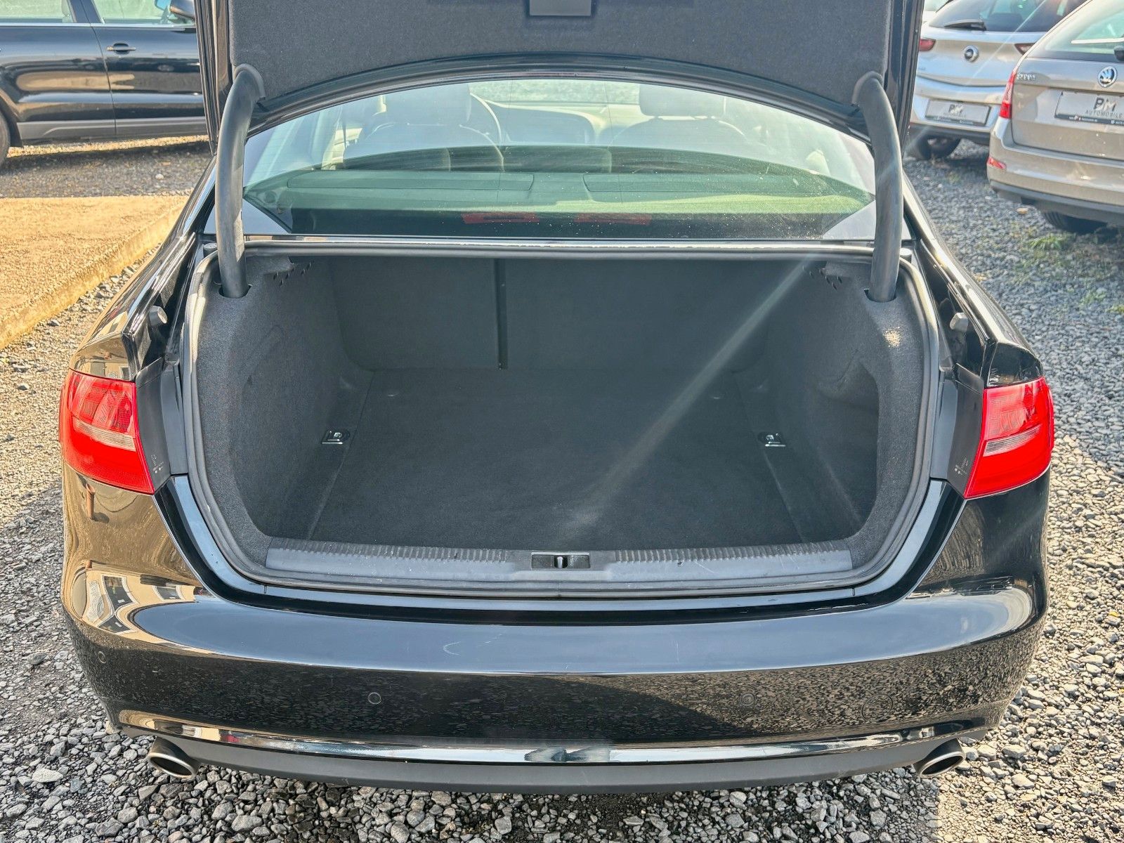 Fahrzeugabbildung Audi A4 3.0TDI Lim. Ambiente Navi Xenon SCHECKHEFT