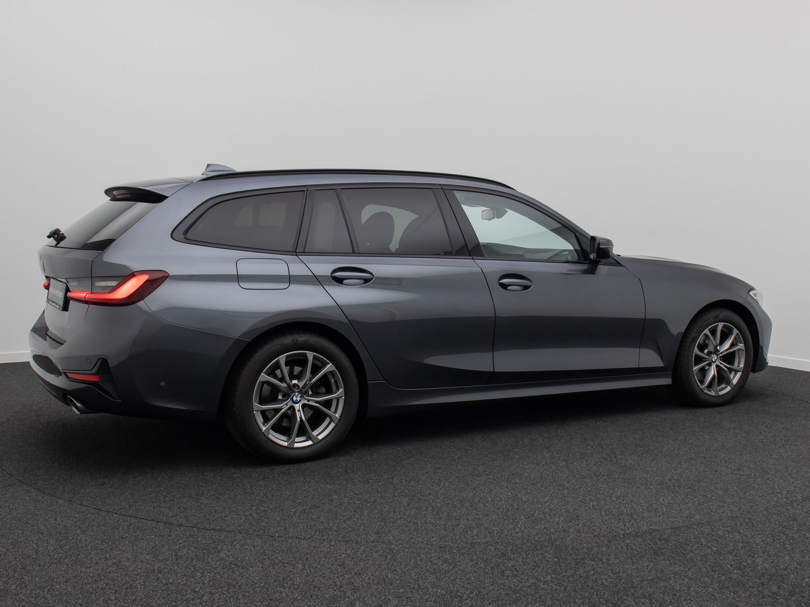 Fahrzeugabbildung BMW 320d xD Sport Line Alarm AHK DAB HiFi DrivAssist