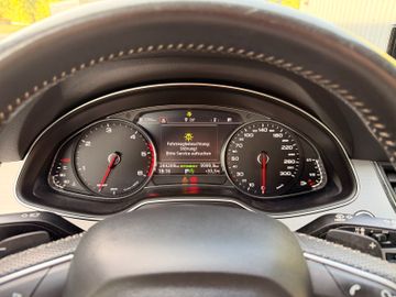 Audi Q7 - 12