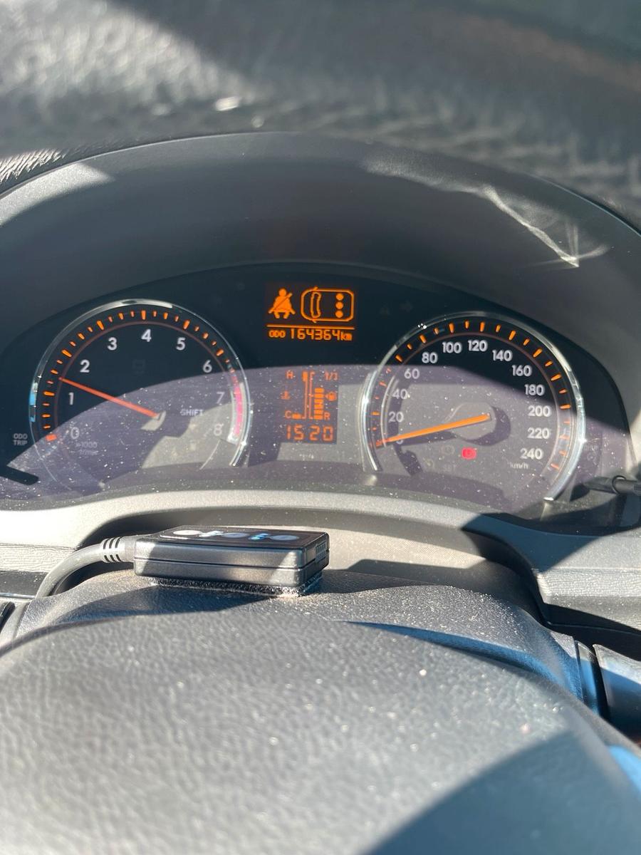 Toyota Avensis 2010 — photo 11