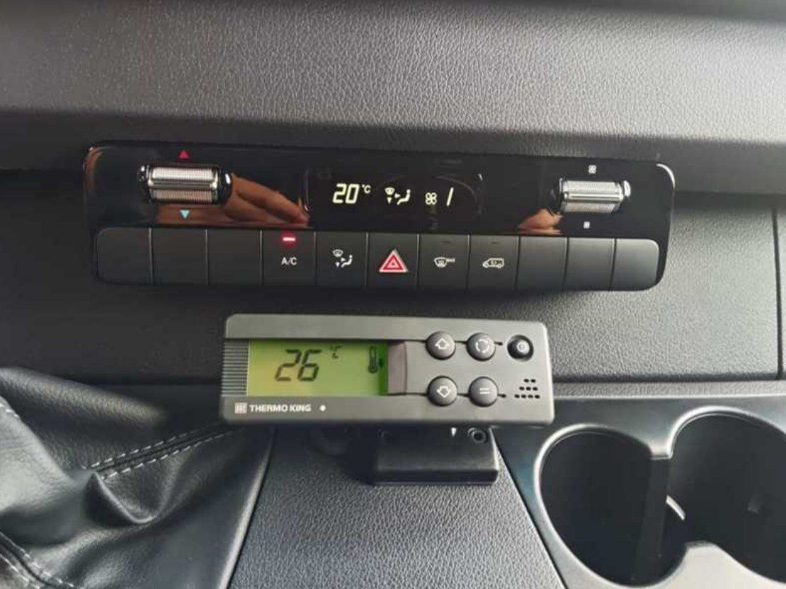 Fahrzeugabbildung Mercedes-Benz Sprinter 317 Koffer Tiefkühl Standkühlung Frisch