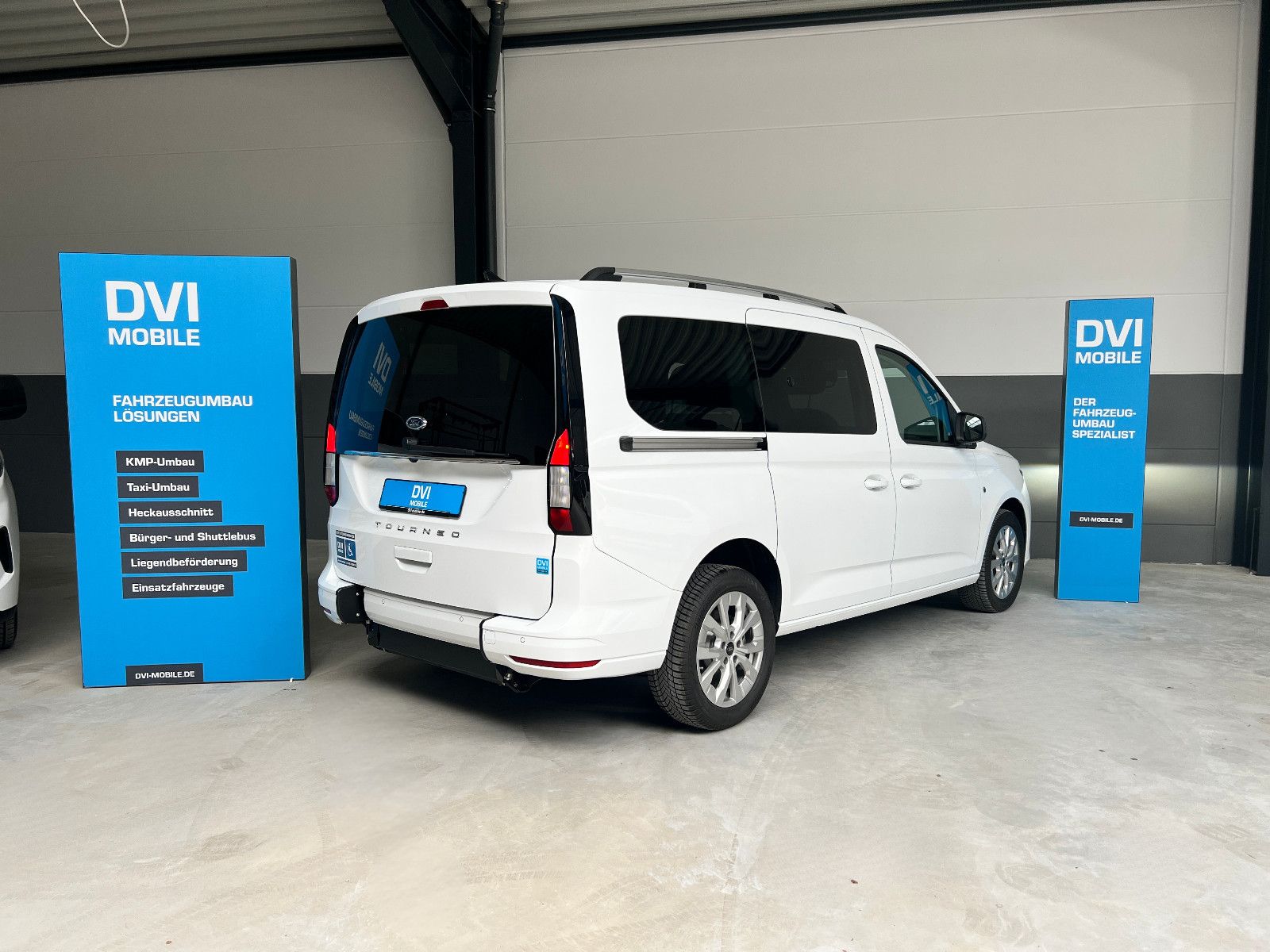 Ford Tourneo Connect *AMF Heckausschnitt* Rampe imagem 3