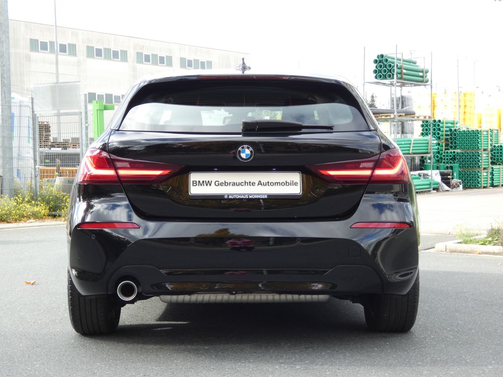 BMW 1 Series 2023