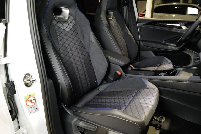 Volkswagen Tiguan 1.5eTSI DSG R-Line BlackStyle HKardon Pan