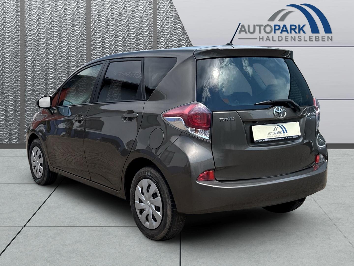 Toyota Verso-S 1.3 el.SP Spieg. beheizbar LED-Tagfahrli