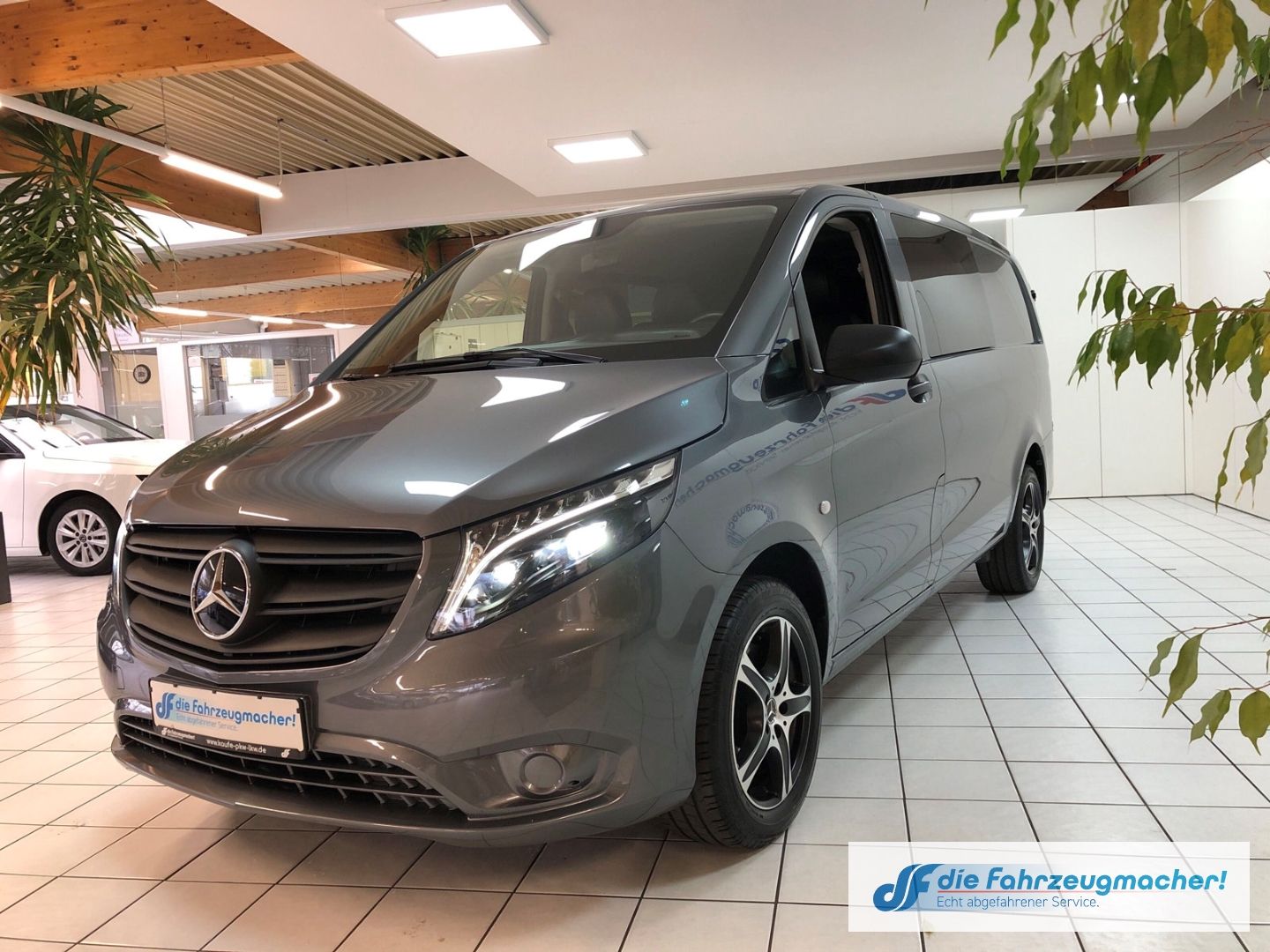 Fahrzeugabbildung Mercedes-Benz Vito Mixto 119 CDI lang EU6d AHK LED digitales C