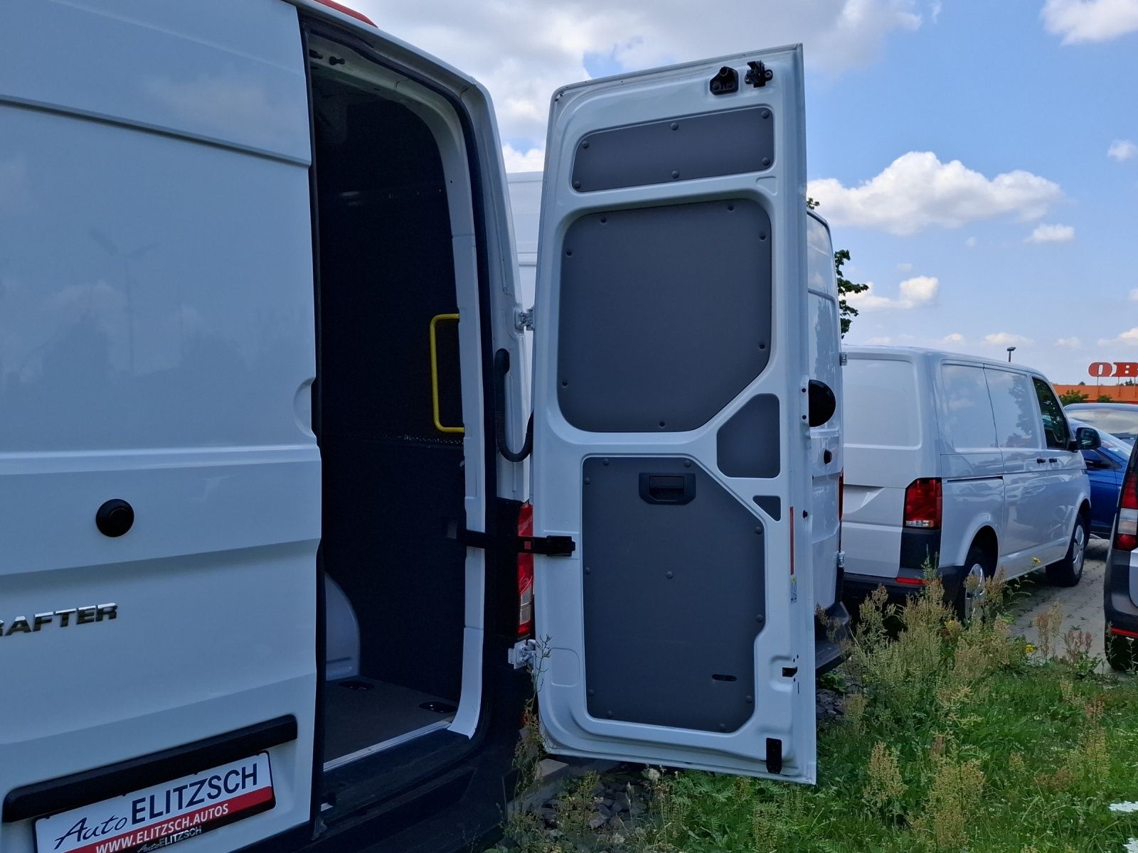Fahrzeugabbildung Volkswagen Crafter Kasten 35 LR HD Klima DAB GRA RFK