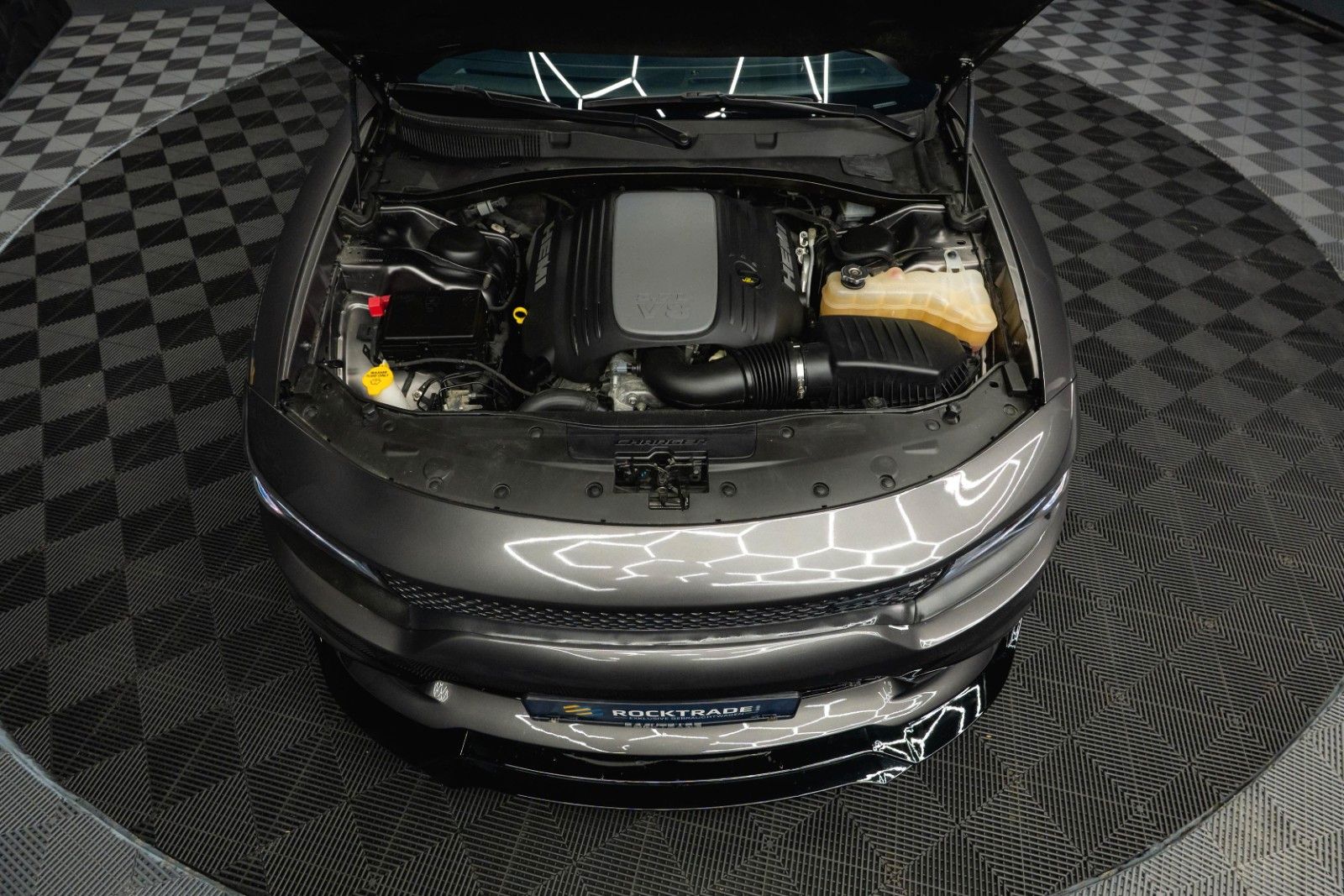 Fahrzeugabbildung Dodge Charger 5.7 V8 HEMI R/T KONG Night Performance