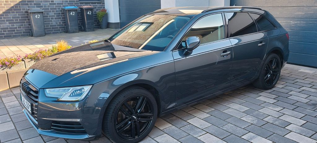 Image of Audi A4