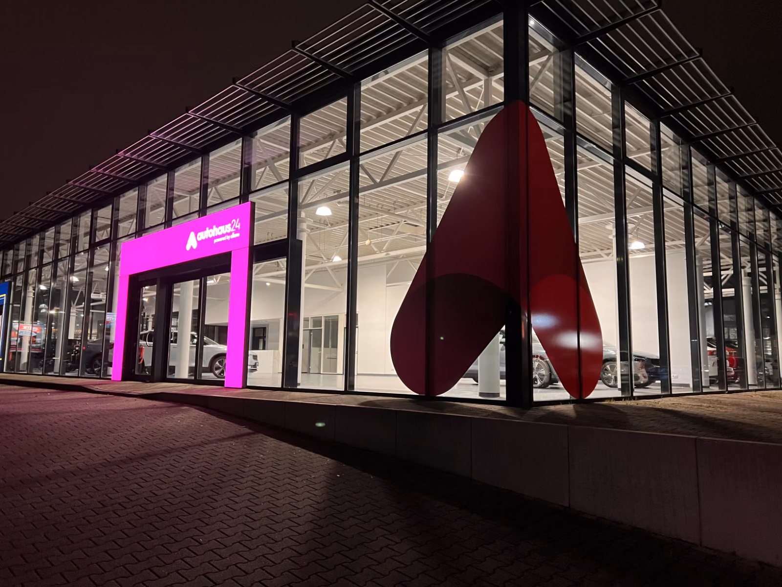 showroom-image-bottom