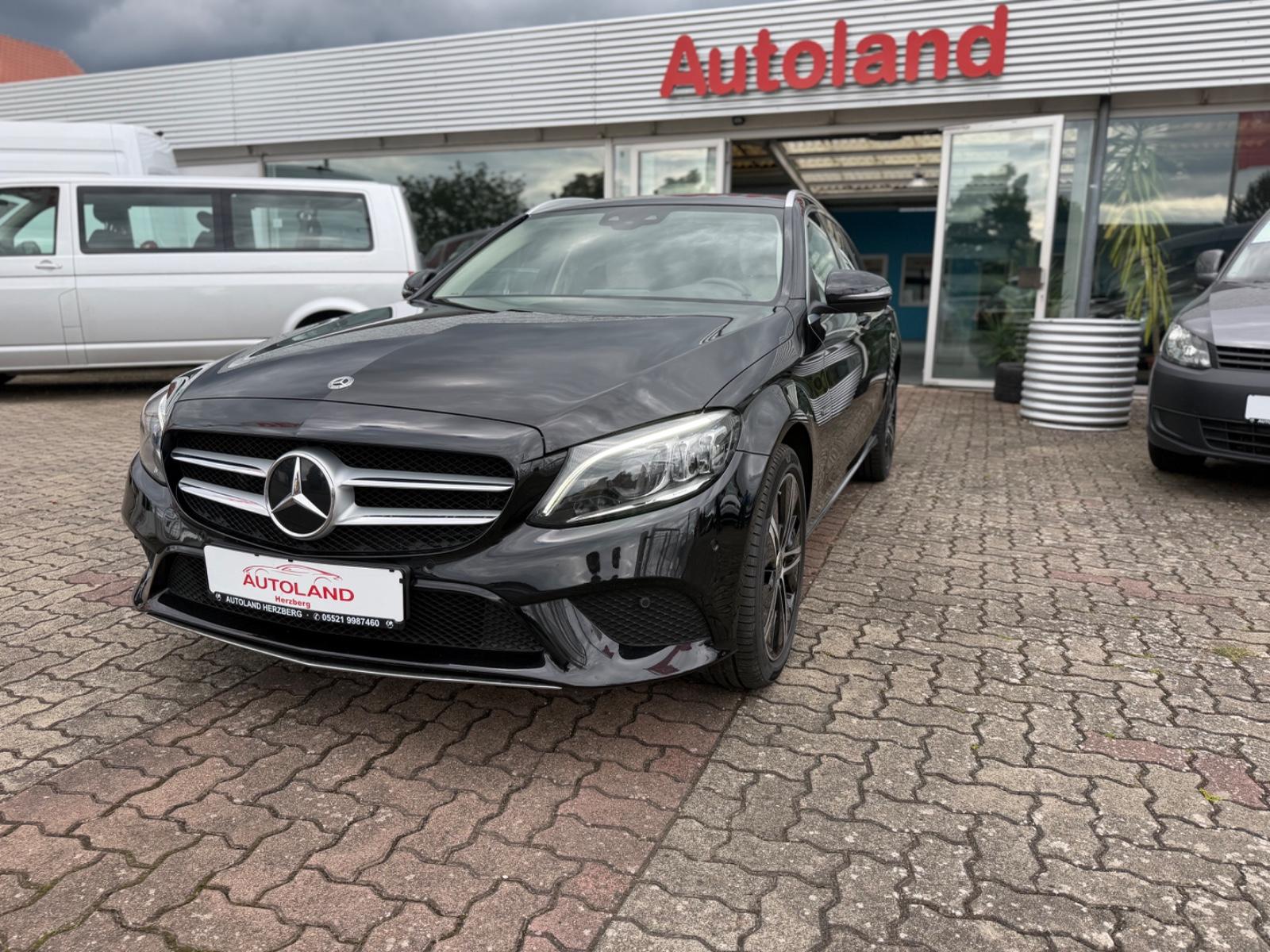 Mercedes-Benz C 300 T de*Avantgarde*AHK*NAVI*LED*SHZ*TEMP*