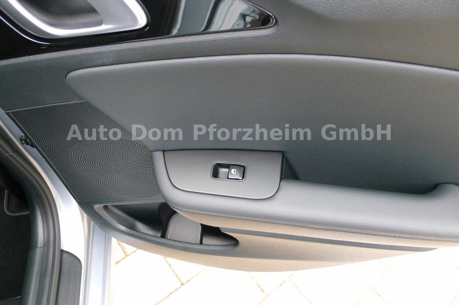 Kia Ceed SW 1.5T DCT Vision / Komfort+