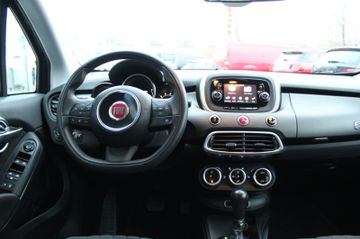 Fahrzeugabbildung Fiat 500X Lounge Aut. Xenon