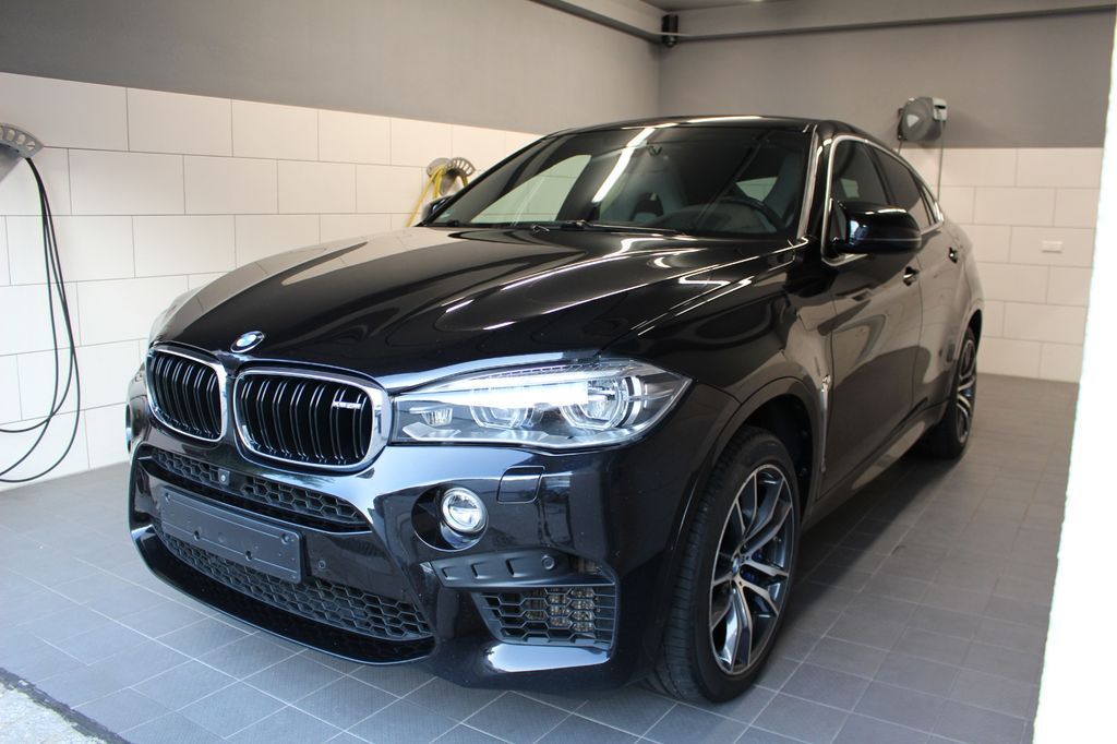 Image of BMW X6 M