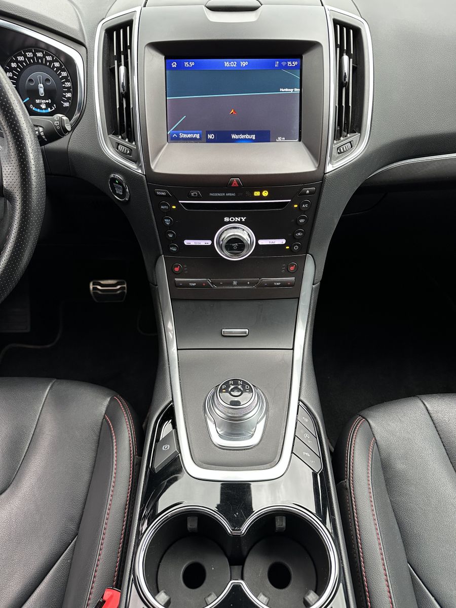 Fahrzeugabbildung Ford S-MAX 2.0 EB Aut. ST-Line NAV+LED+AHK+ACC+VCOCK