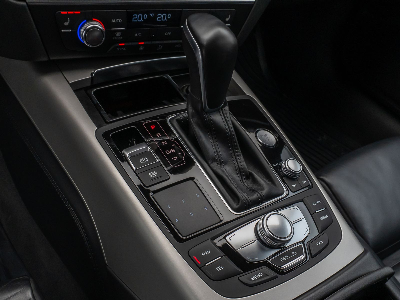 Fahrzeugabbildung Audi A6 Avant 3.0 TDI clean quattro Kamera BOSE AHK