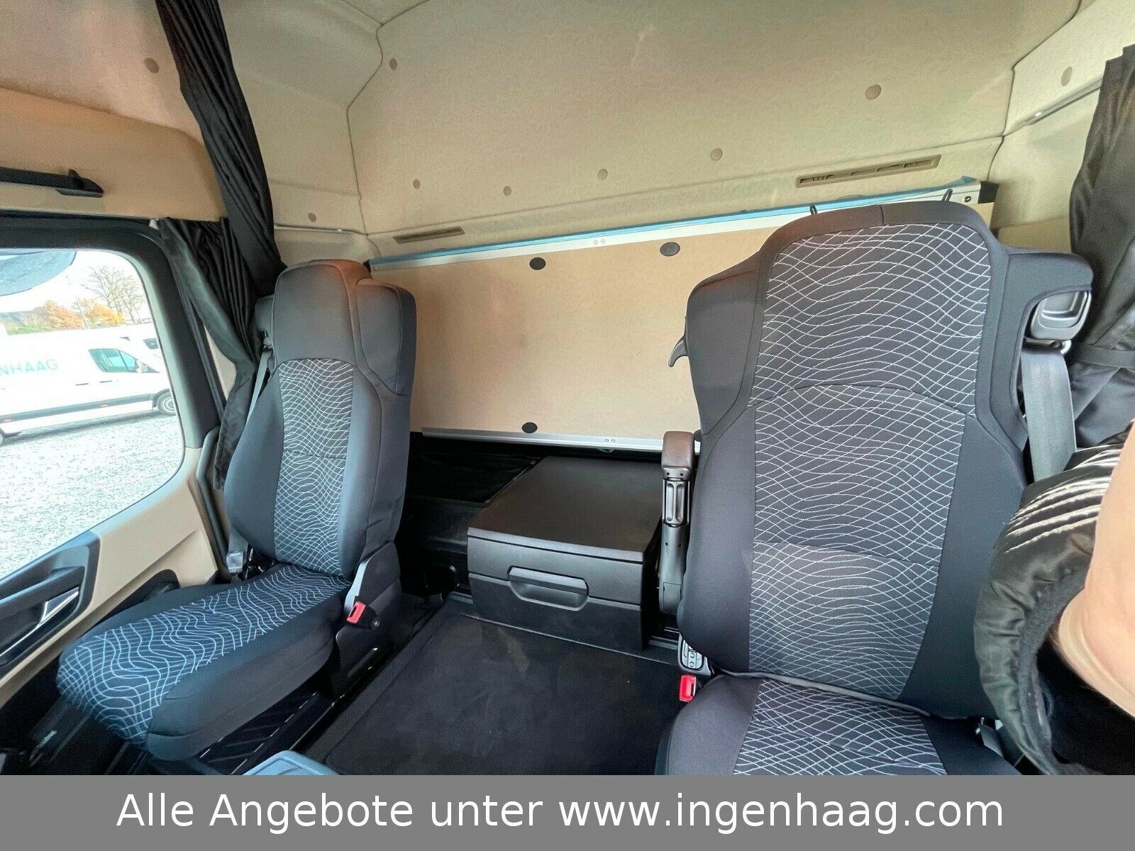 Fahrzeugabbildung Mercedes-Benz Actros 1845 LS Stream Space