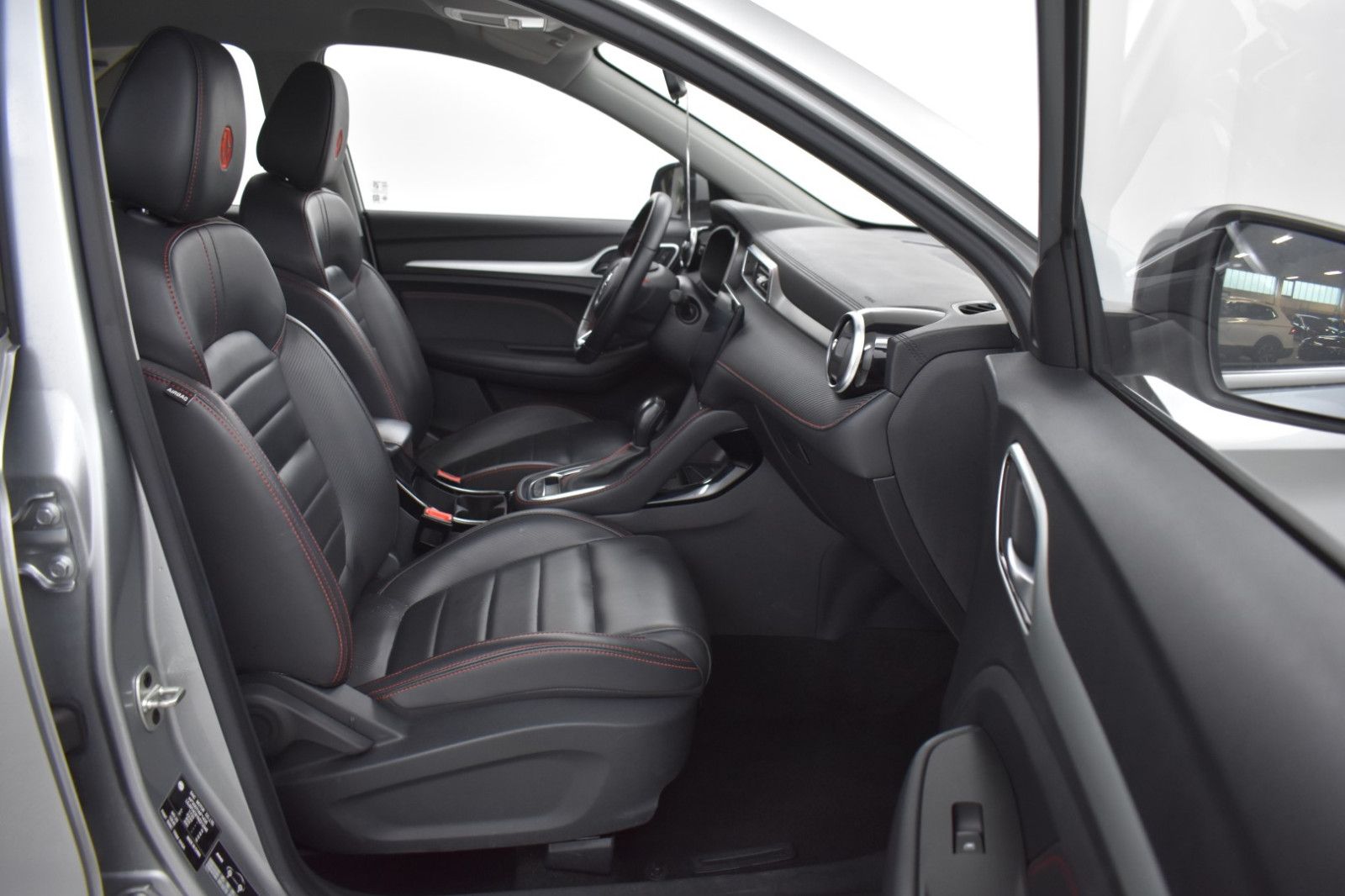 MG ZS 1.0 Aut. Comf NAVI+LEDER+LED+SHZ+DAB+360° - Image 12