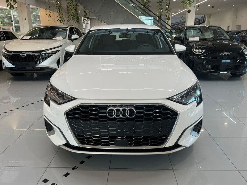 Audi AUDI A3 SPB 35 TFSI Business Advanced imagem 2