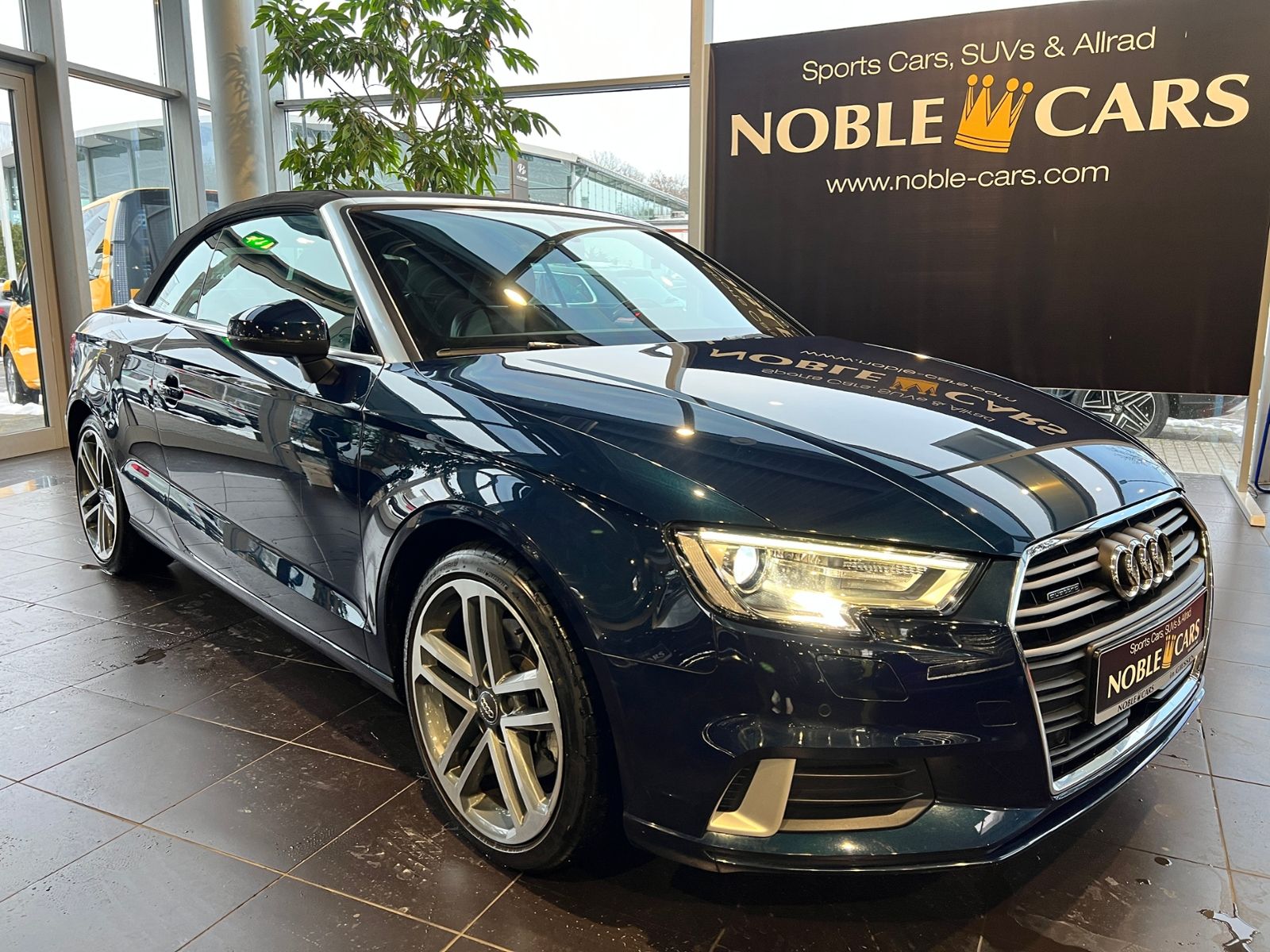 Fahrzeugabbildung Audi A3 Cabriolet 40 TFSI quattro sport XEN NAV 18"