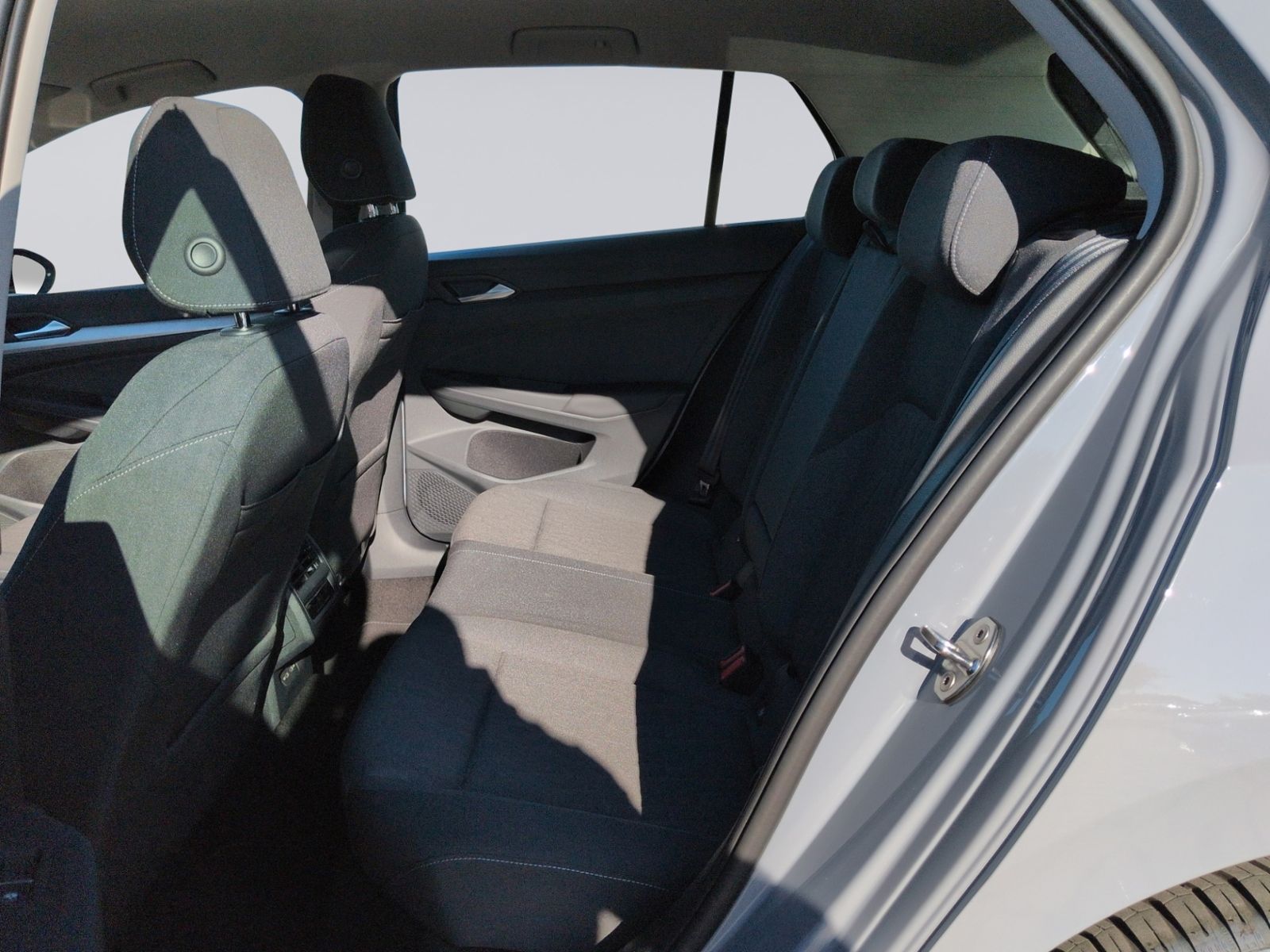 Golf VIII 1.5TSI DSG Life CLIMATRONIC+SHZ+KAMERA