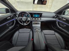 MERCEDES-BENZ E300 d 4Matic T-Modell Avantgarde Night MBUX AHK