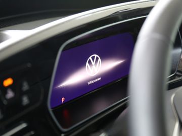 Volkswagen Caddy Maxi 1.5TSI DSG STYLE PANORAMA ACC KAMERA