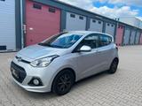 Hyundai i10 FIFA World Cup Edition - Hyundai i10: E10