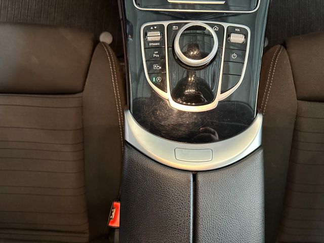 Mercedes-Benz C 220 *Keyless*Memory*PDC*ACC*AHK*SpurHT*NAVI*
