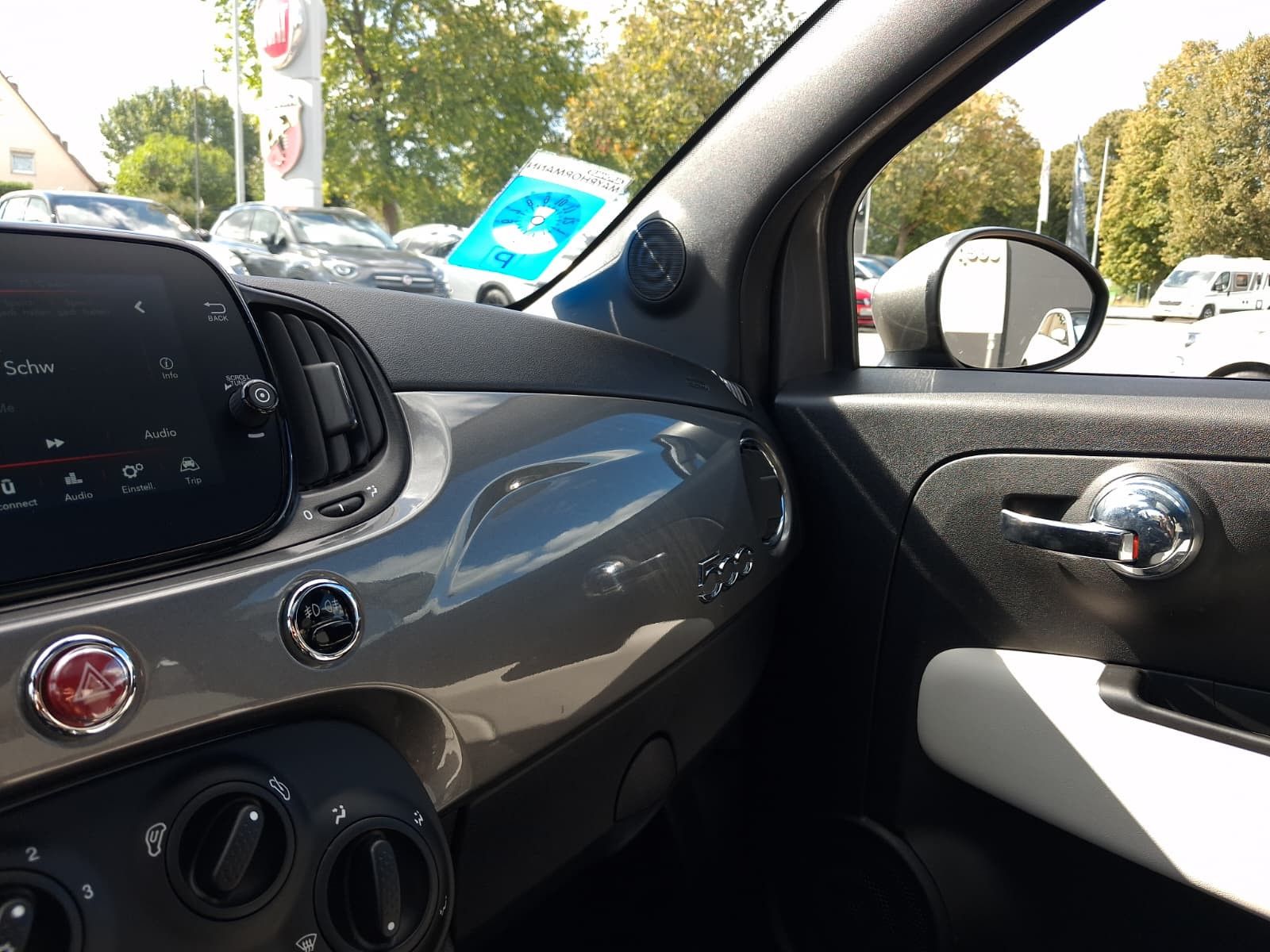 Fahrzeugabbildung Fiat 500 Dolcevita
