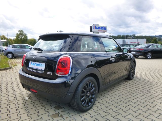 Fahrzeugabbildung MINI ONE >Sitzheizung/Einparkhilfe<