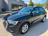 Audi Q3 35 TDI Business-Paket aus 1.Hand - Audi Q3 in Karlsruhe
