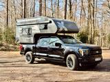 Ford F-150 Black Edition mit Dux Camper Wohnkabine - Benzin Wohnmobil Pickup