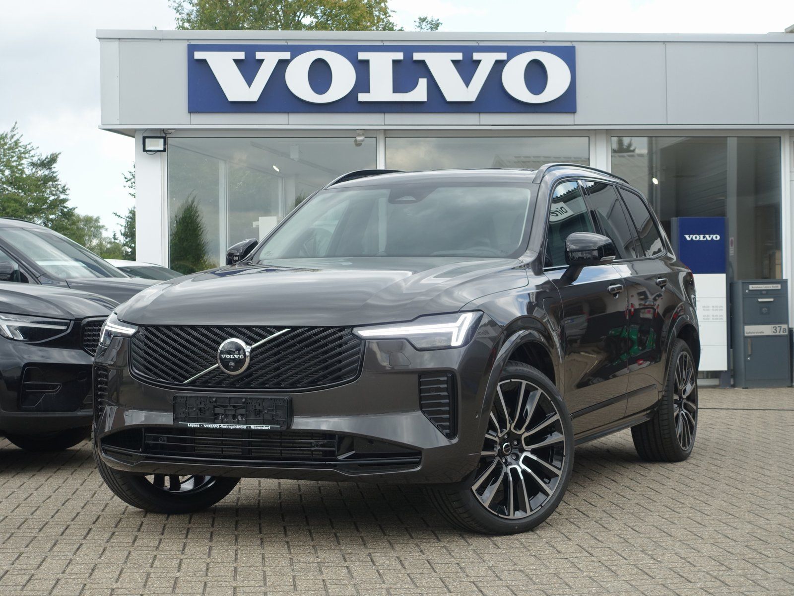 Volvo XC90 Ultra Dark T8 AWD Four-C Massage AHK B&W foto 1