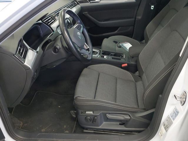 Volkswagen Passat Variant - Bild 3