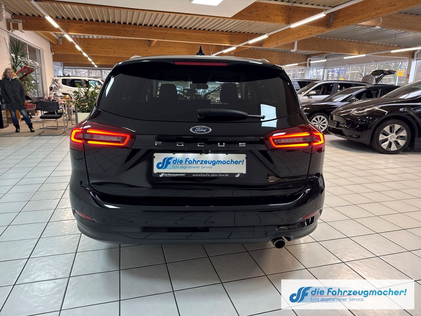 Fahrzeugabbildung Ford Focus Turnier Titanium X Navi Digitales Cockpit