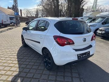 Fotografie des Opel Corsa E