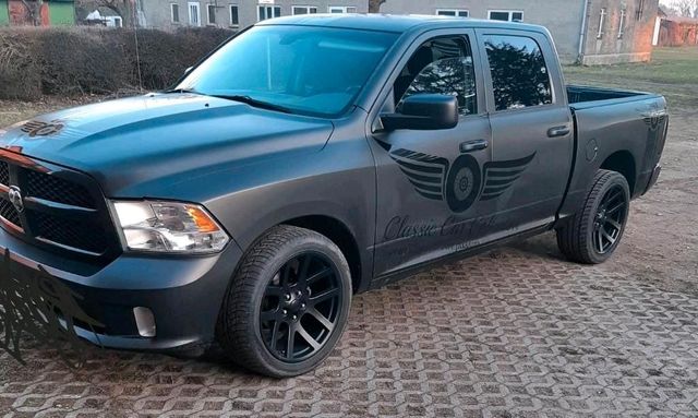 Autres Dodge Ram V8 5.7 Hemi Tausch möglich