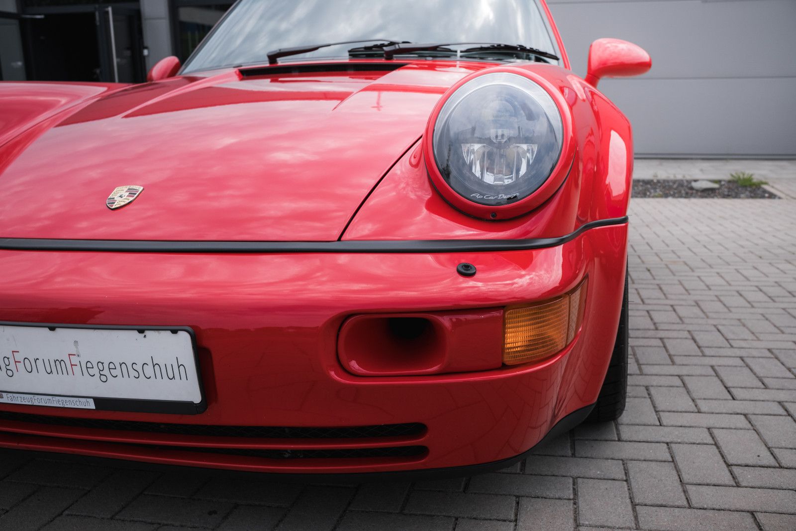 Fahrzeugabbildung Porsche 964 WTL Coupe-Lotec Biturbo-APCarDesign checked!