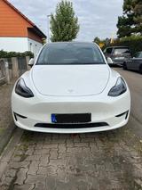 Tesla Model Y Long Range Dual Motor AWD Long Range - Tesla Model Y von privat