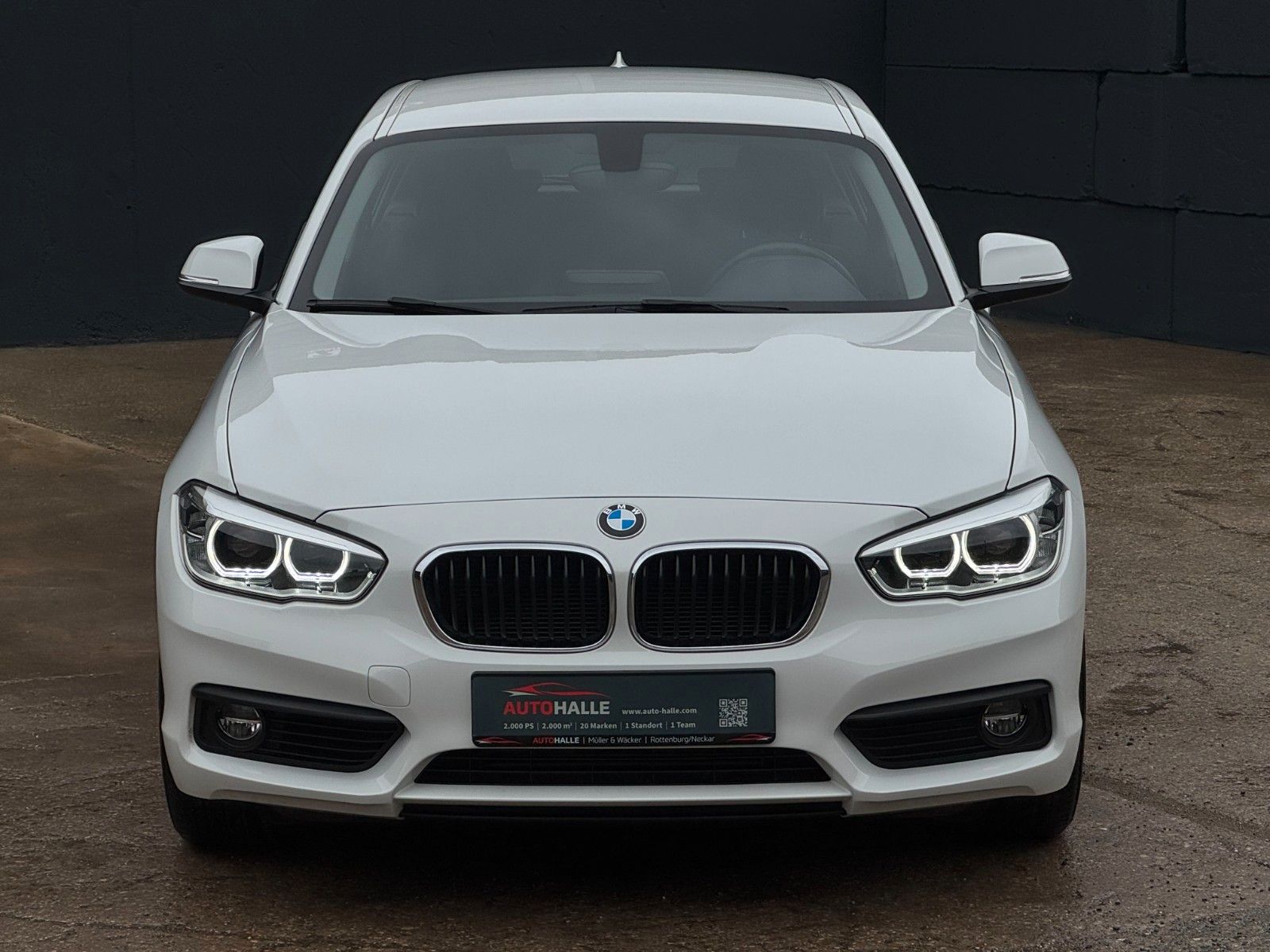 Fahrzeugabbildung BMW 118i Advantage Tempomat BLT PDC LED SHZ AHK