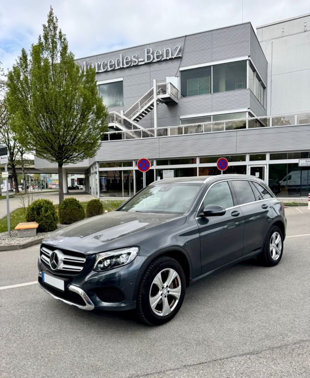 Image of Mercedes-Benz GLC 220