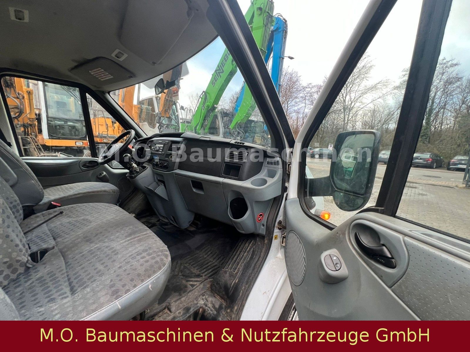Fahrzeugabbildung Ford Transit Pritsche 115T350  Doka /