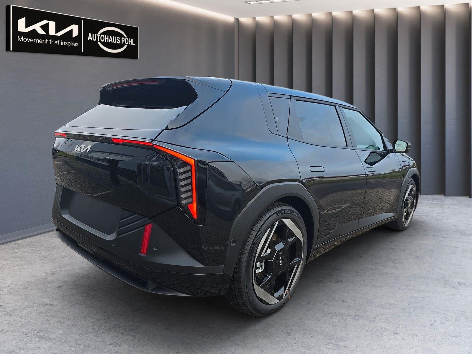 Fahrzeugabbildung Kia EV4 81 FWD EARTH UP TE WIC DWP DE SD