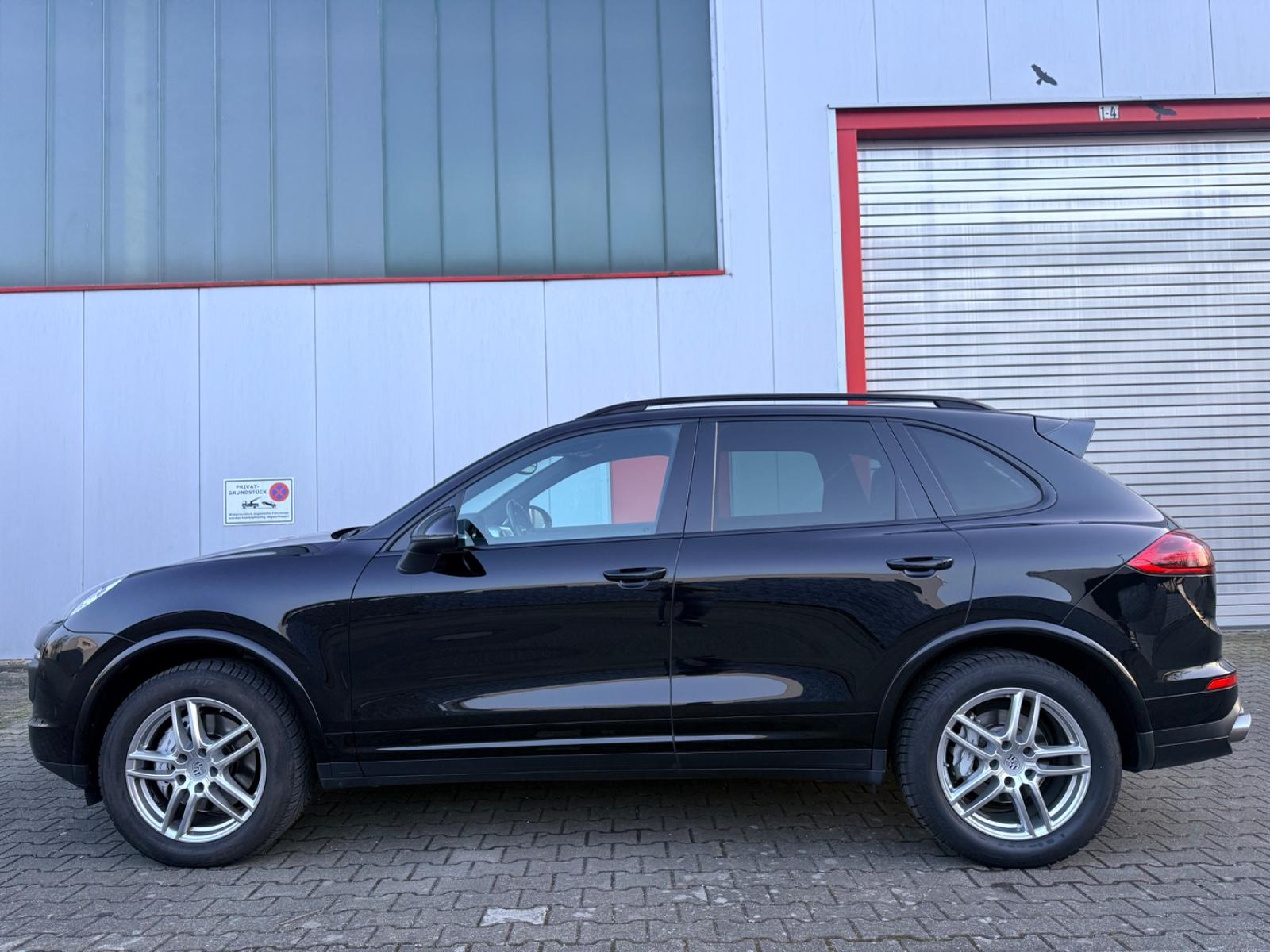 Porsche Cayenne S Diesel Platinum Edition Approved 2029