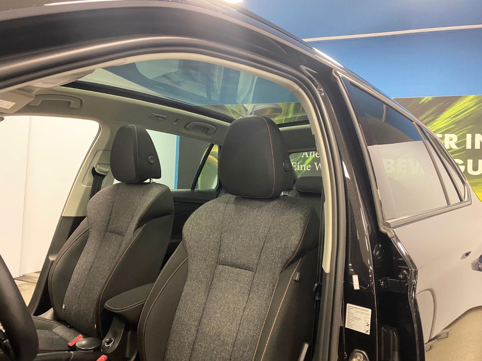 Fahrzeugabbildung SKODA Kamiq 1.5 TSI CLEVER+NAVI+Rück.KAMERA+ALLWETTER+