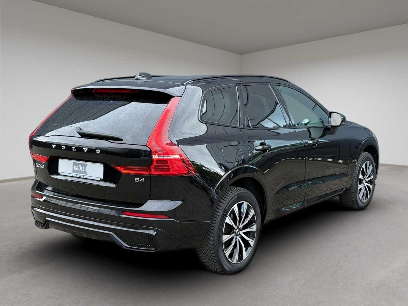 Volvo XC60 B4 D 2WD Plus Dark