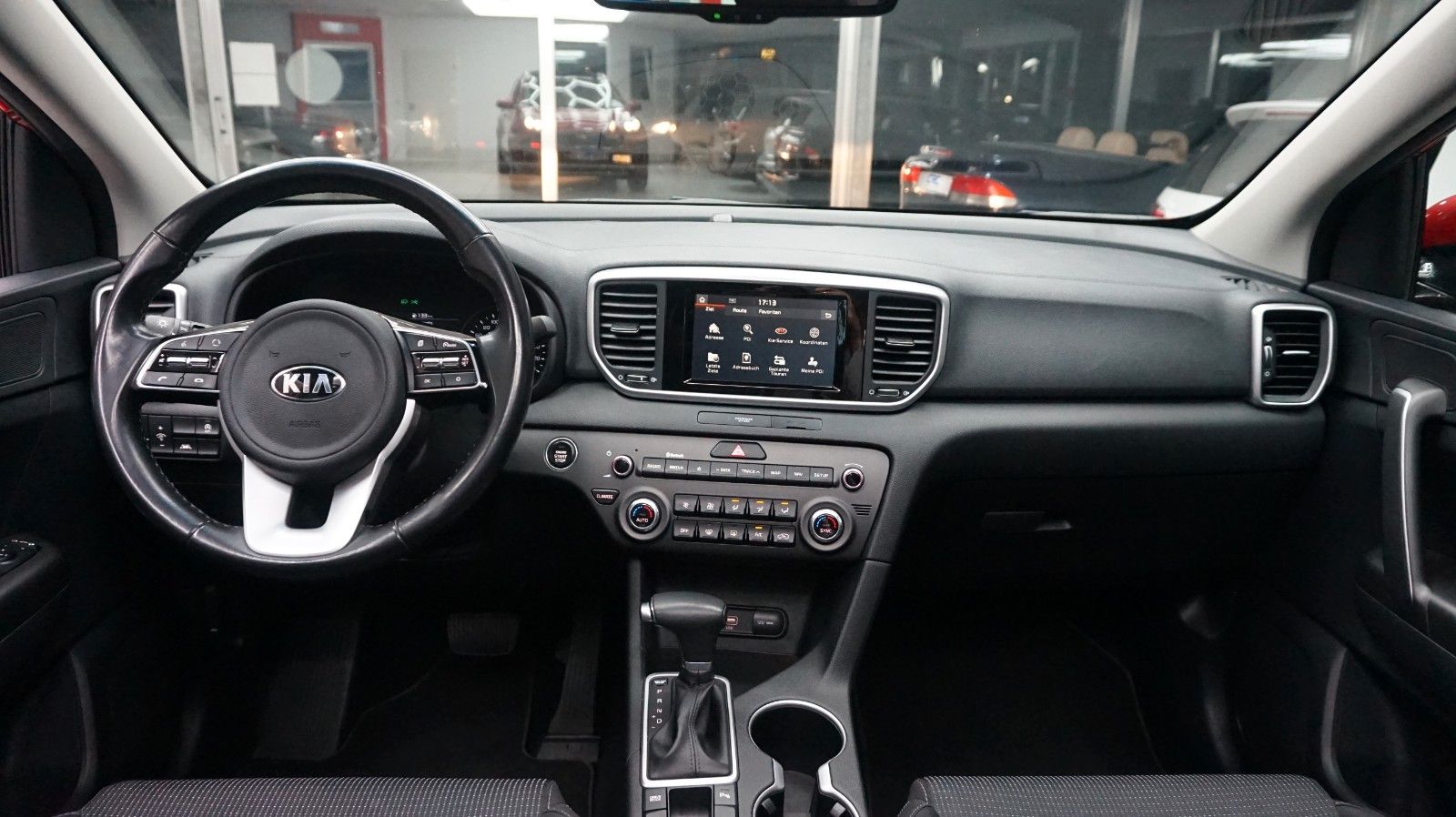 Fahrzeugabbildung Kia Sportage Spirit 4WD Pano Navi