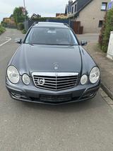Mercedes-Benz E 280 4MATIC T AVANTGARDE Avantgarde - Mercedes-Benz E 280: 4matic